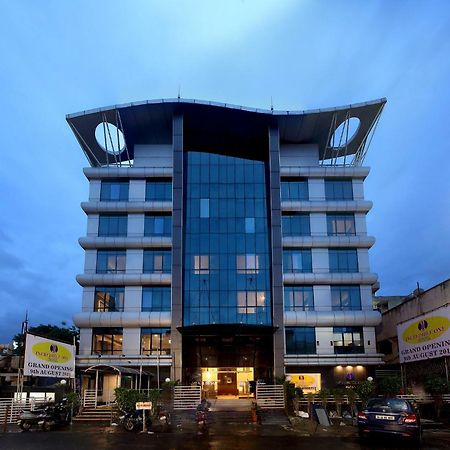 Incredible One Hotel Secunderabad Bagian luar foto