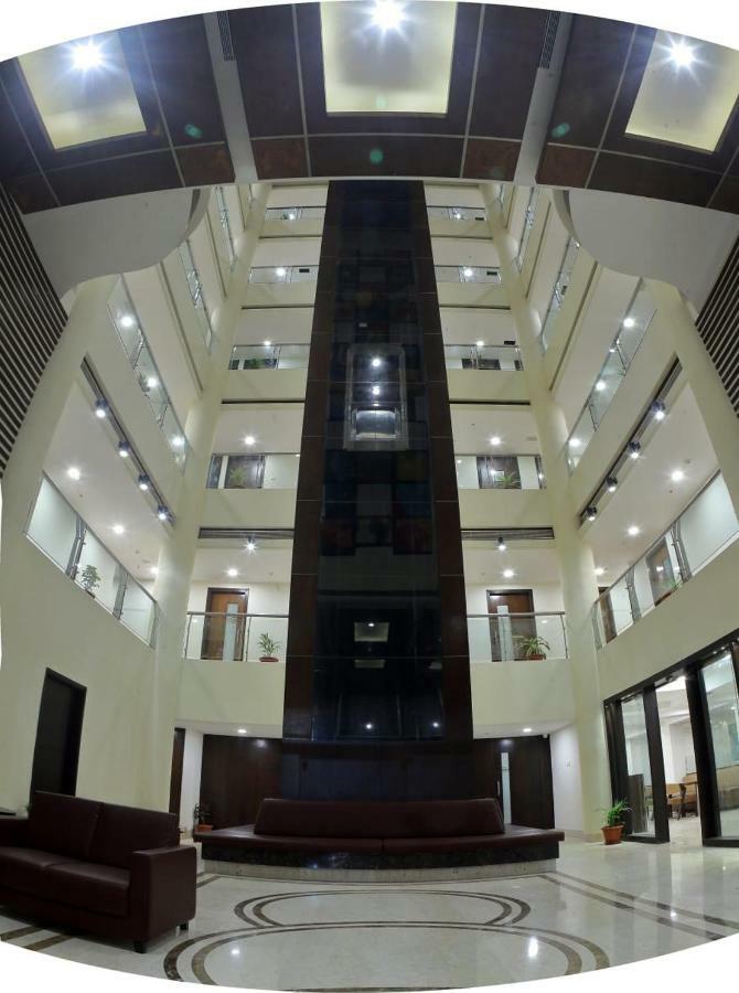 Incredible One Hotel Secunderabad Bagian luar foto